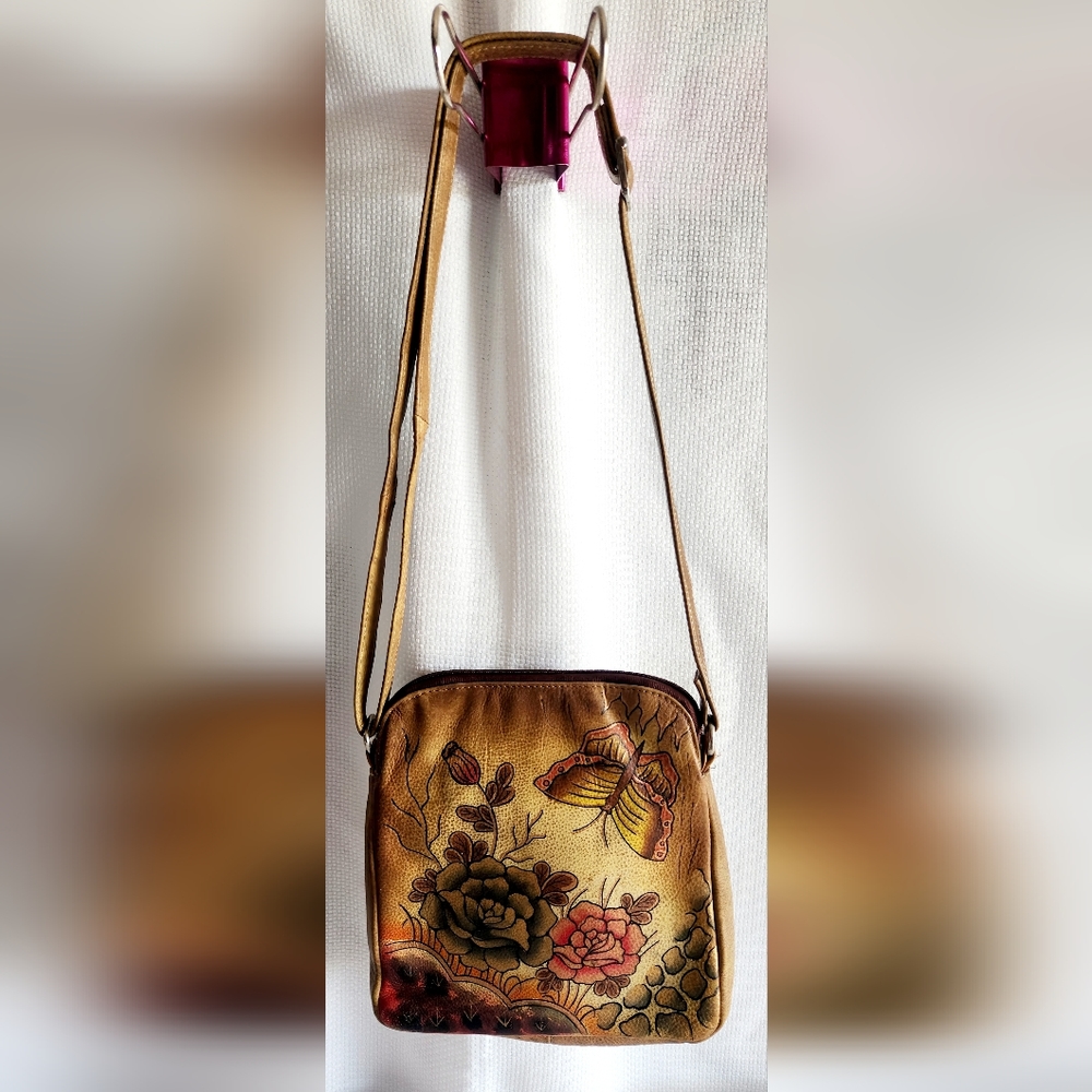 Purse/Handbag: Biacci 🌹🦋🪙